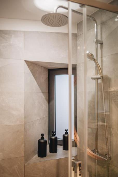 La Vie En Rose - Luxe, Calme & Hypercentre - 3* Apartamento Annecy Exterior foto